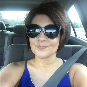 Meet your Posher, Melinda